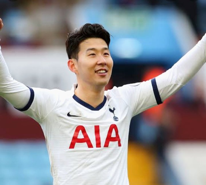 bellabeila's tweet photo. @SpursOfficial In another world 💕💕😘 #celebritycrush #yoweyose https://t.co/UcCqxfO07U