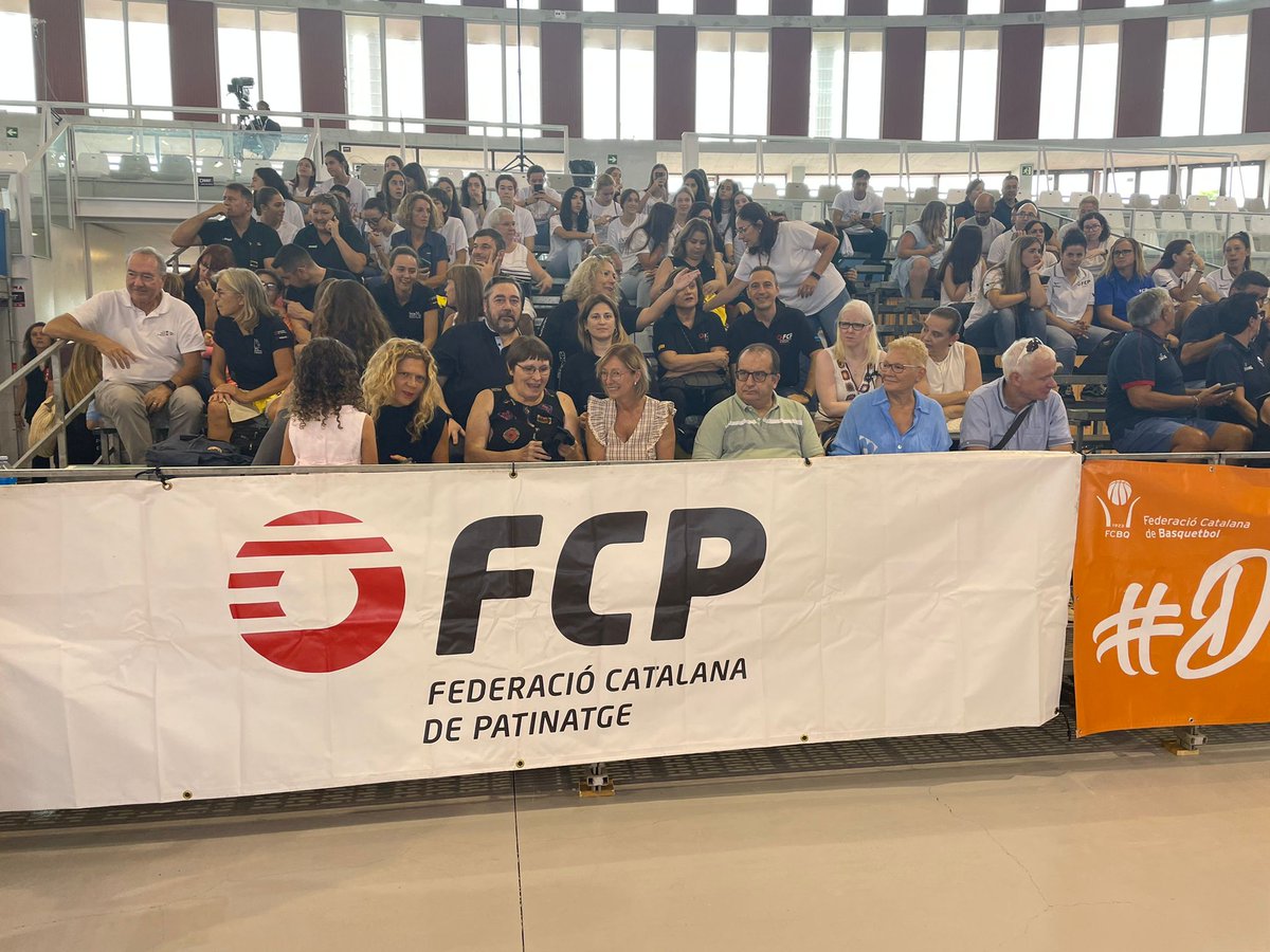 FCPatinatge tweet media