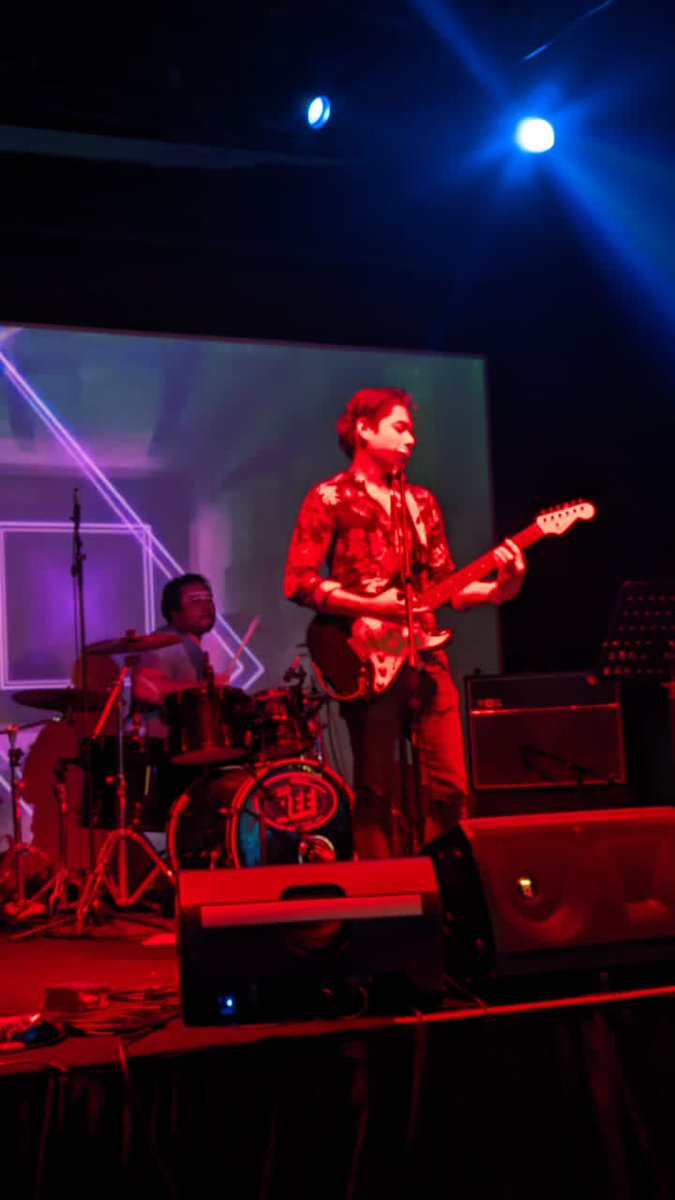 Megat_Yaesree's tweet photo. Hello, I'm New Pt 2
The Bee Publika
17th September 2022
πΈ/πΉ: M Burhan M Zaki
.
Thanks for those who came to support us.
#TheNabilNazmiTrio #TNNT
#HelloImNew #PT2
#TheBee #Publika https://t.co/fm1DuELch1