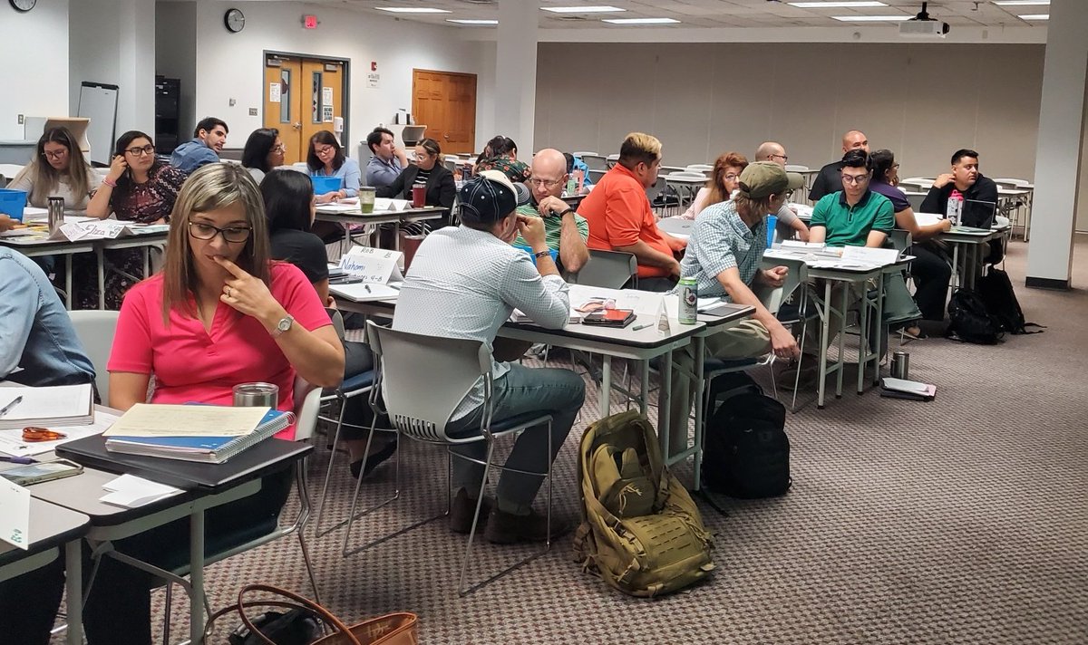 Thank you @TPCP_Region19 for allowing me to present our Tornillo ISD Academic Camps and to highlight our awesome students and community to your interns.  <a href="/TornilloISD/">Tornillo I.S.D.</a> <a href="/Liz_C_Bonilla/">Elizabeth Bonilla</a> <a href="/Teresa_Hinojos/">Teresa Hinojos</a> <a href="/ArcyAguina/">Arcy Aguina</a> <a href="/luigijaguar/">LCGarcia_TISD</a>