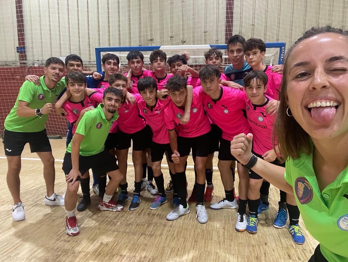 MostolesFutsal's tweet photo. Día de partidos de preparación para Benjamines, Alevines, Infantiles, Cadetes y Juveniles con muy buenas sensaciones 💪 Gracias a @adalcorconfs , @rivasatlantis, @sportsala12parla y @argandafutsal por la colaboración mostrada y deportividad en todos los partidos
#123futsal❤️ https://t.co/nwvNFxyi8W