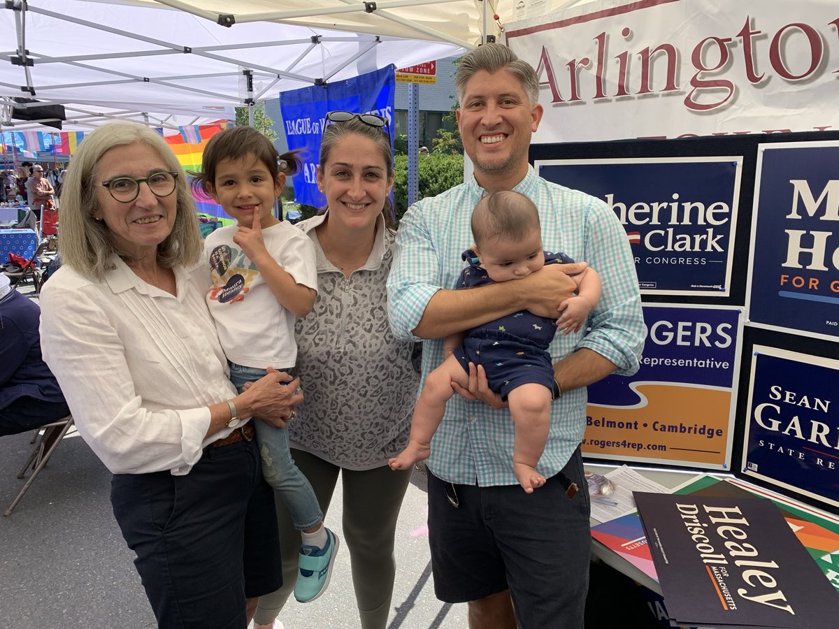 CindyFriedmanMA's tweet image. Always a great time at Arlington Town Day, running into friends old and new!