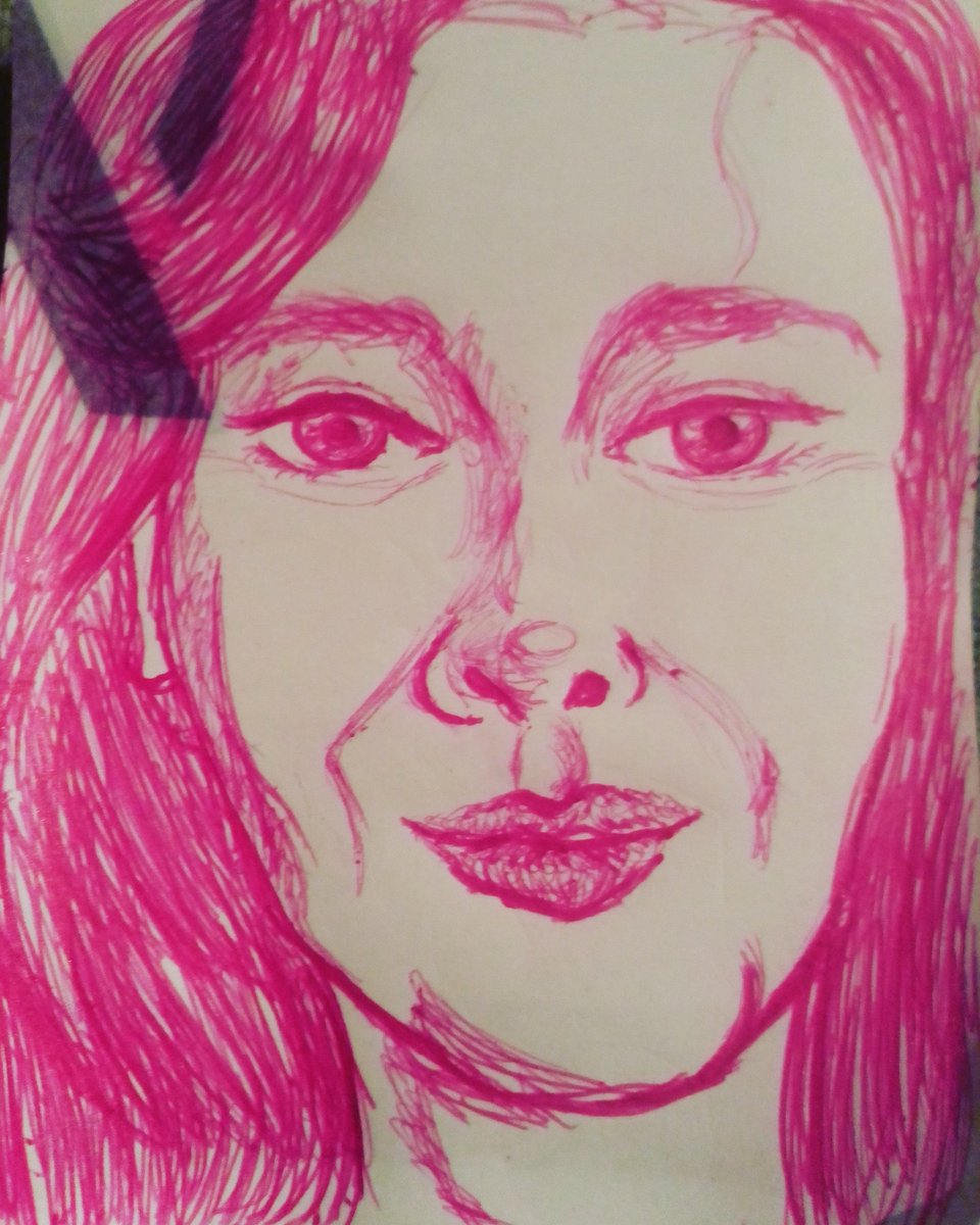 adrianakarinape's tweet photo. #mariafernandagarcia #mariafernandagarciafanart #tialicha #tialichafanart #portrait #retrato #drawingportrait #dibujoretrato #drawing #dibujo #pencil #boligrafo #drawingpencil #dibujoconboligrafo #pinkpencil #boligraforosa #pencilportrait #retratoconboligrafo https://t.co/mNtb5ZDRmK