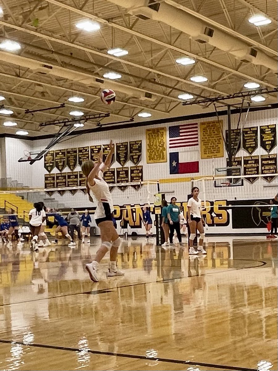 kburkhart_ghs's tweet photo. Great job Madie and the GVB freshman volleyball girls on their win last night and several today in the tournament in Keller! #gvb #grapevinemustangs https://t.co/rhXj6G8L0W