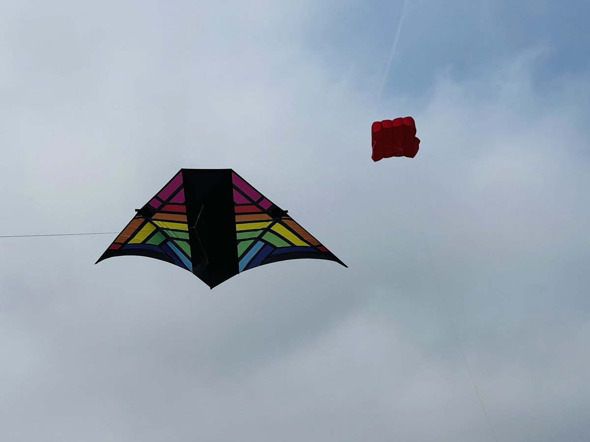 TorontoWindFest's tweet image. It’s the last full weekend of summer! Thanks to all the kite fliers who made it special! @TorontoWindFest #WindFest