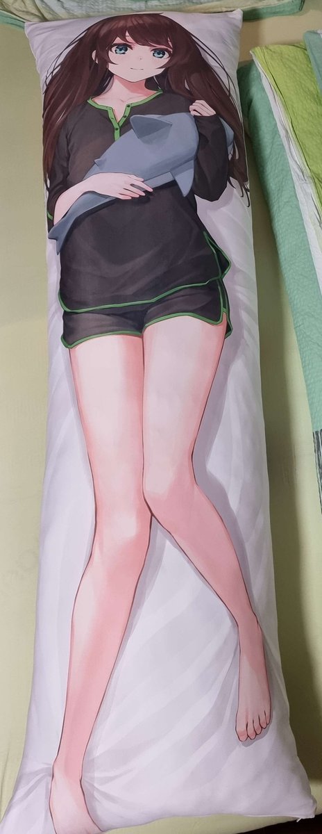 shuni_chan's tweet photo. I'm happy to announce that my dakimakura is done and shipped to those who ordered it! 
Thank you @fules_jp for the opportunity, AquaVeil is great and sooo soft. 😻
And thank you @tatsukanoe for the artwork! https://t.co/AWEbQ3wc5Q