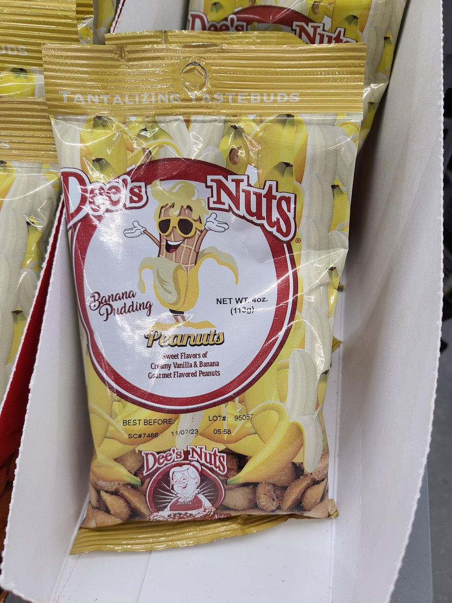 Pyro9836's tweet photo. They're real
#memesfunny #Meme #nut #Product https://t.co/wLCbmyQtaT