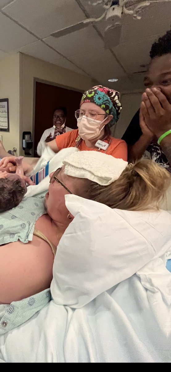 BriBaumer's tweet photo. I just feel like everyone needs to see Dom &amp; I’s reaction to meeting our baby cause these are the best reaction pictures EVER 😂🤍 https://t.co/eiu8xF0Y3i
