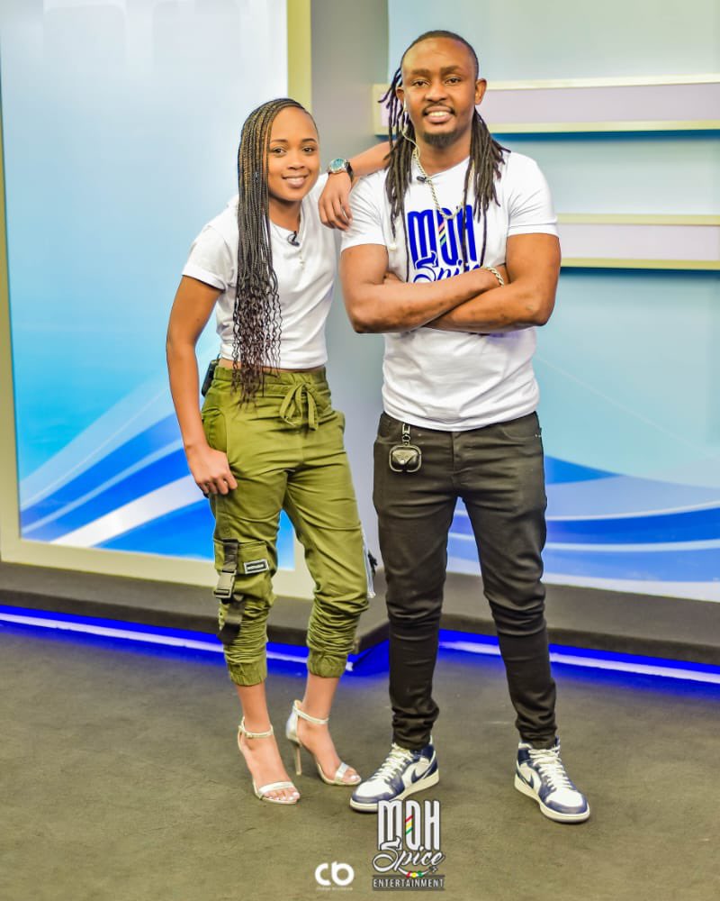 shixkapienga's tweet photo. 🔥🔥🔥 Tuko Live ndani ya @ntvjamdown na @ruffestdjmoh …kanakubambia area code gani?#JamDownKe 💚💛❤️ https://t.co/OZ5LPaDPfy