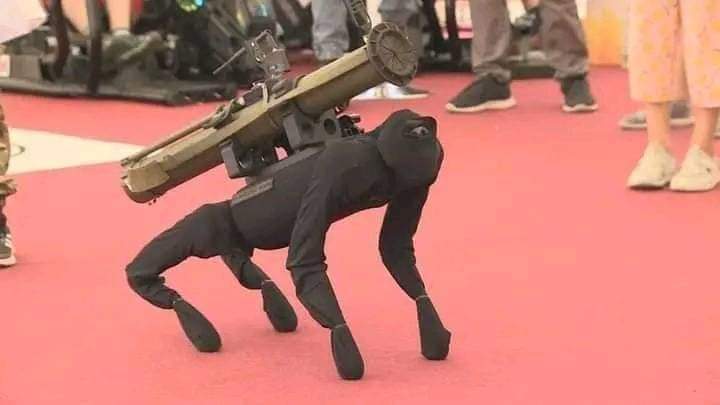 البعض من بصمات العقول الإلكترونية في جيش الله
الفئة الأقوى ✊🤍
#ROBOTICS
#حزب_الله