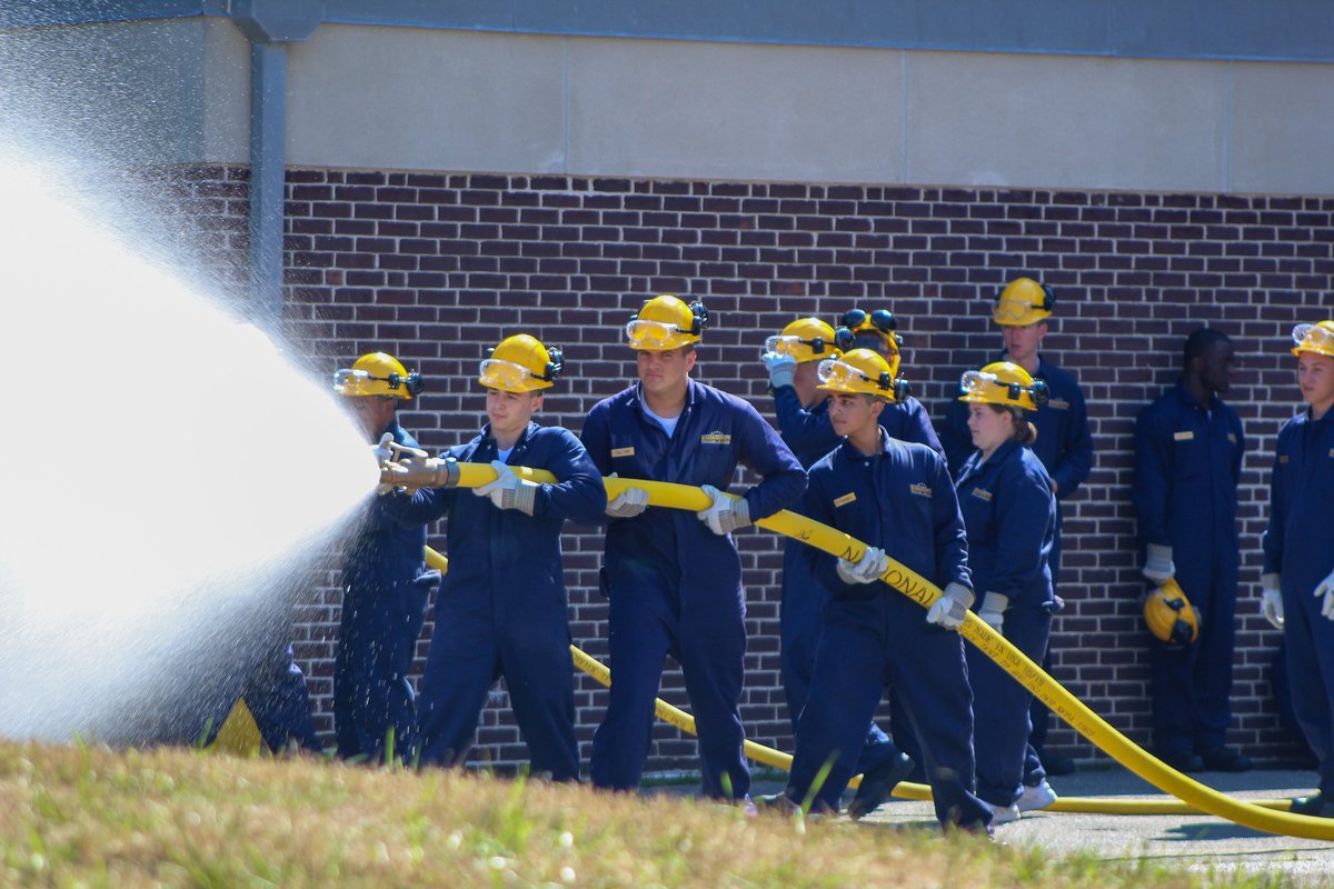Tomorrow, we’ll officially recognize our cadet candidates as full-fledged members of the Regiment of Cadets! 👏
Please join our fellow alums and the families and friends of the Class of 2026 in sending them well wishes.
Watch the Ceremony live: bit.ly/3qPDkVS