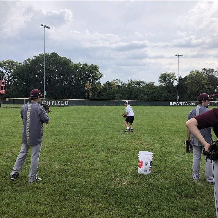 AuggieBaseball's tweet photo. Today the squad had the opportunity to coach some Richfield ballplayers today!

Awesome seeing the guys interact with the young baseball players and have a great time.

#FDSA #Convocation #Richfield https://t.co/9xDaNVLhUK