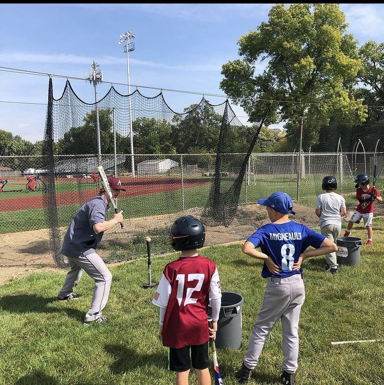 AuggieBaseball's tweet photo. Today the squad had the opportunity to coach some Richfield ballplayers today!

Awesome seeing the guys interact with the young baseball players and have a great time.

#FDSA #Convocation #Richfield https://t.co/9xDaNVLhUK