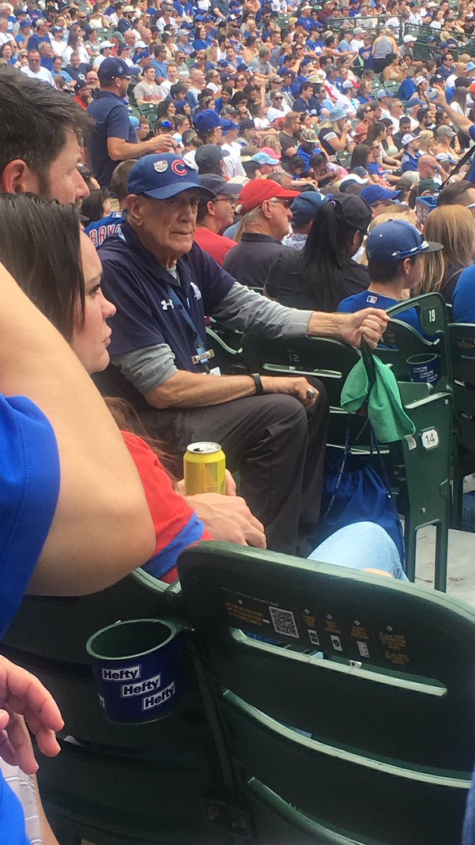1JollyGoodTime's tweet photo. Angelo in section 19 is an absolute gem. He deserves a Marcus Stroman level pay day. @Cubs https://t.co/TscbtGALFp