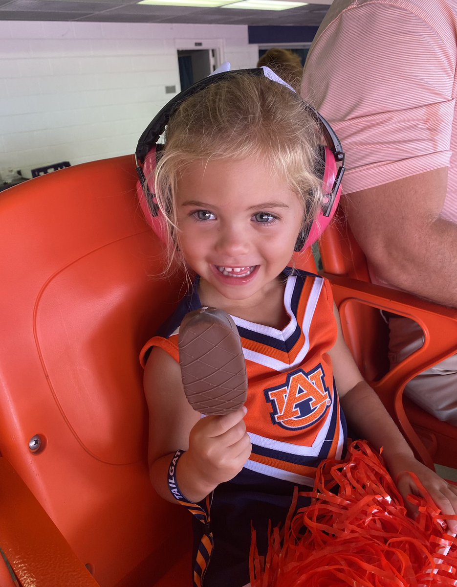 She’s here for <a href="/AuburnFootball/">Auburn Football</a> and the ice cream! #WarEagle