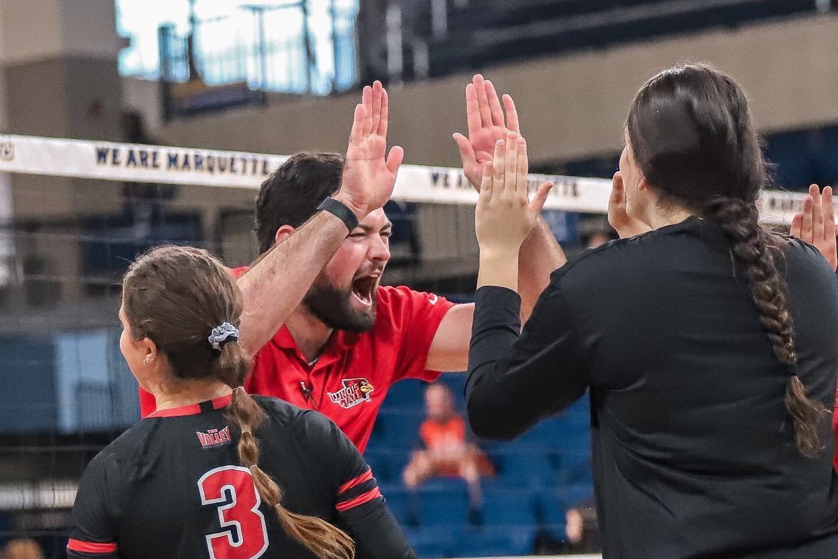 saxman210's tweet photo. I know it’s WAY early in the season but I already love the @AllieMatters hire to replace @LeahJohnson_VB. The fun, energetic, team first mentality of her staff jives so well with this team. Can’t wait to watch her pile up the WINS! #REDBIRDVB https://t.co/jKDZOlCH3c