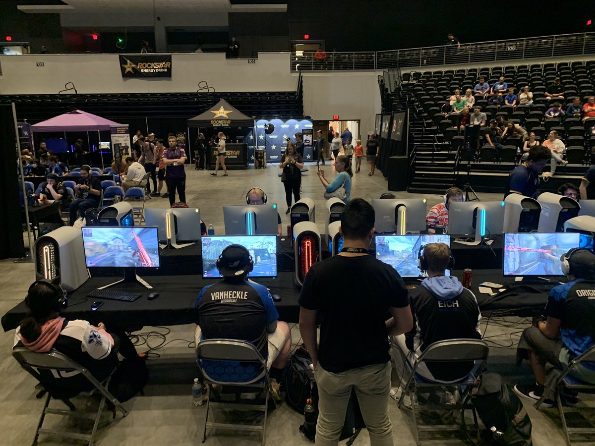 Gatormelon's tweet photo. Magical moments happening in these photos. Thank you to @rockstarenergy and @GarrettG for this wild moment. @flamethrowr_ had a dream come true, @Sappy_US gained some deep insight into the game, and I got his input on RLCS coaching. https://t.co/0E0DdRx9R4