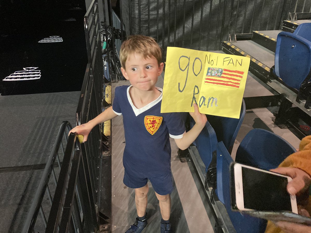 WELTC_Dundee's tweet photo. @RajeevRam your no.1 fan is waiting!!!🎾🎾 Well played Ram and Sock!!💪🏻 https://t.co/8pHiNpa4gg