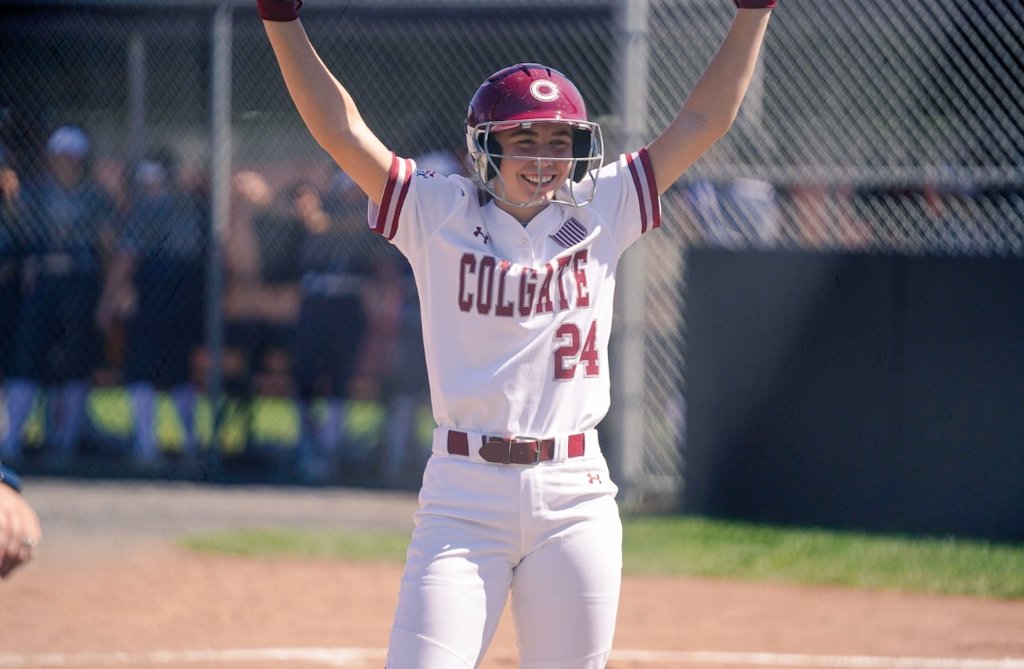 It's a good day to have a GREAT day! Raiders take two vs Ualbany 4-2 and 10-1! Let's Go!

#GoGate