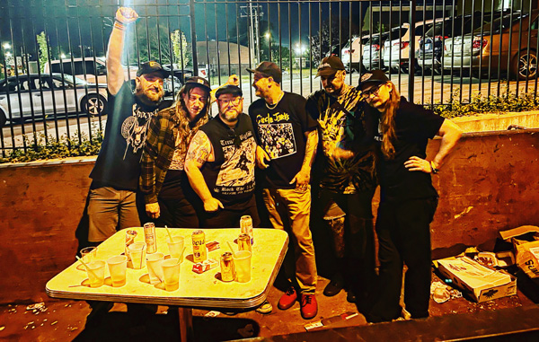 thelollipopmag's tweet image. The Raging Nathans Release “Nothing I Can Do”
lollipopmagazine.com/2022/09/the-ra…
@RagingNathans @Radgirlfriend @CheetahPR #theragingnathans #stillspittingblood #radgirlfriendrecords