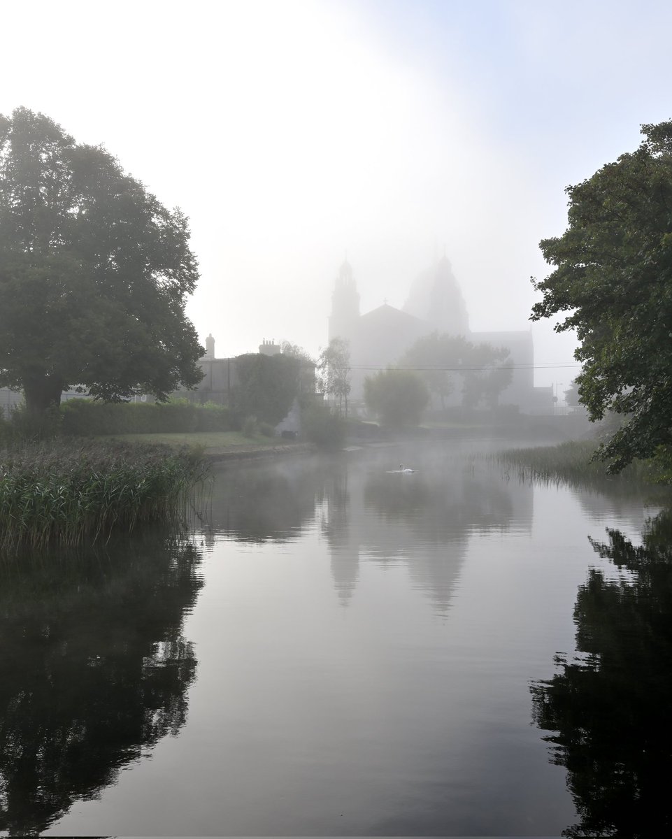 ZhangChaosheng's tweet image. Mysterious Galway ...