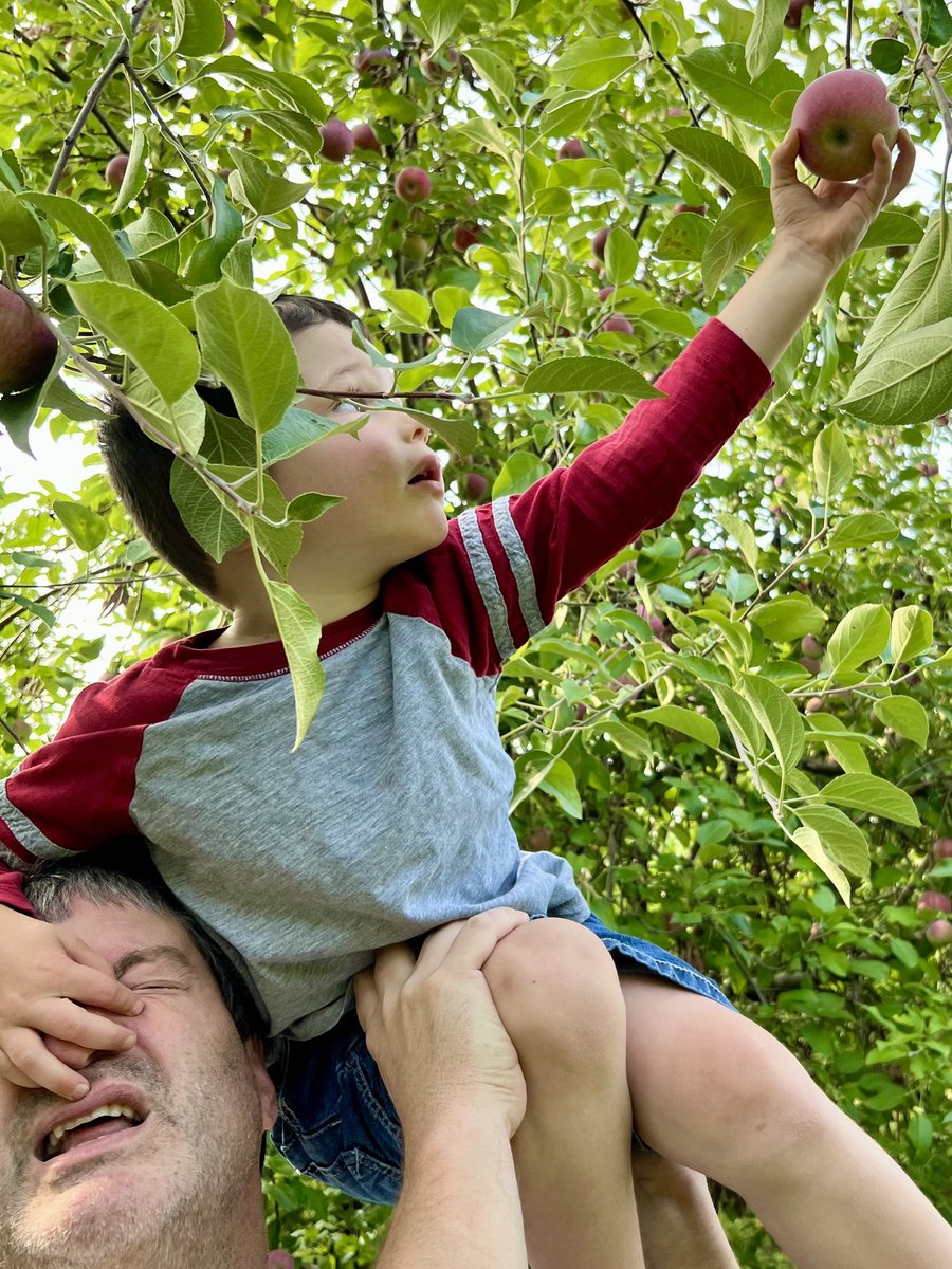 That’s gotta be a 15-yard face mask on Benjamin…