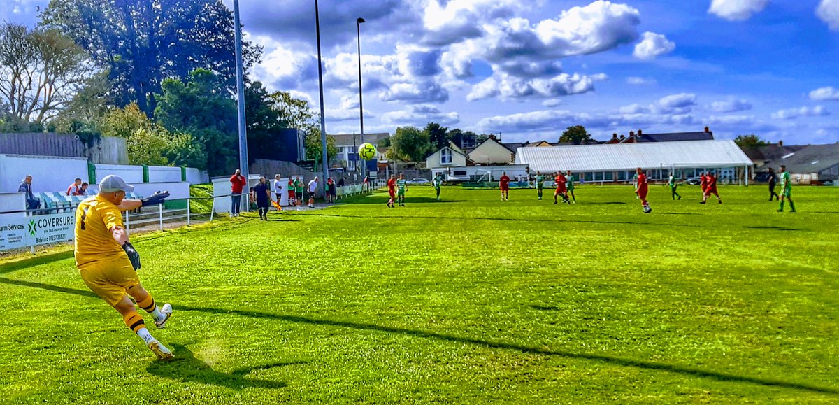BartonsTravels's tweet photo. Torrington v Honiton Town, SW Peninsula League. September 2022. Step 6. Both teams from the same county but a good sixty miles apart
#honiton #torrington #swpeninsula #NonLeague https://t.co/5MpMXMozPS