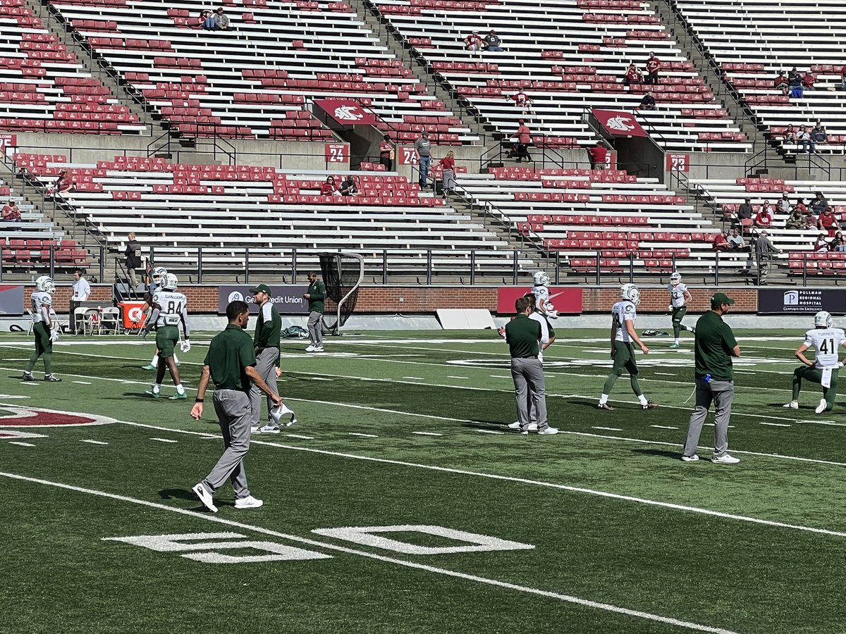 Coach taking the field! Go Rams!@CoachJayNorvell <a href="/kimnorvell4/">kim norvell</a>