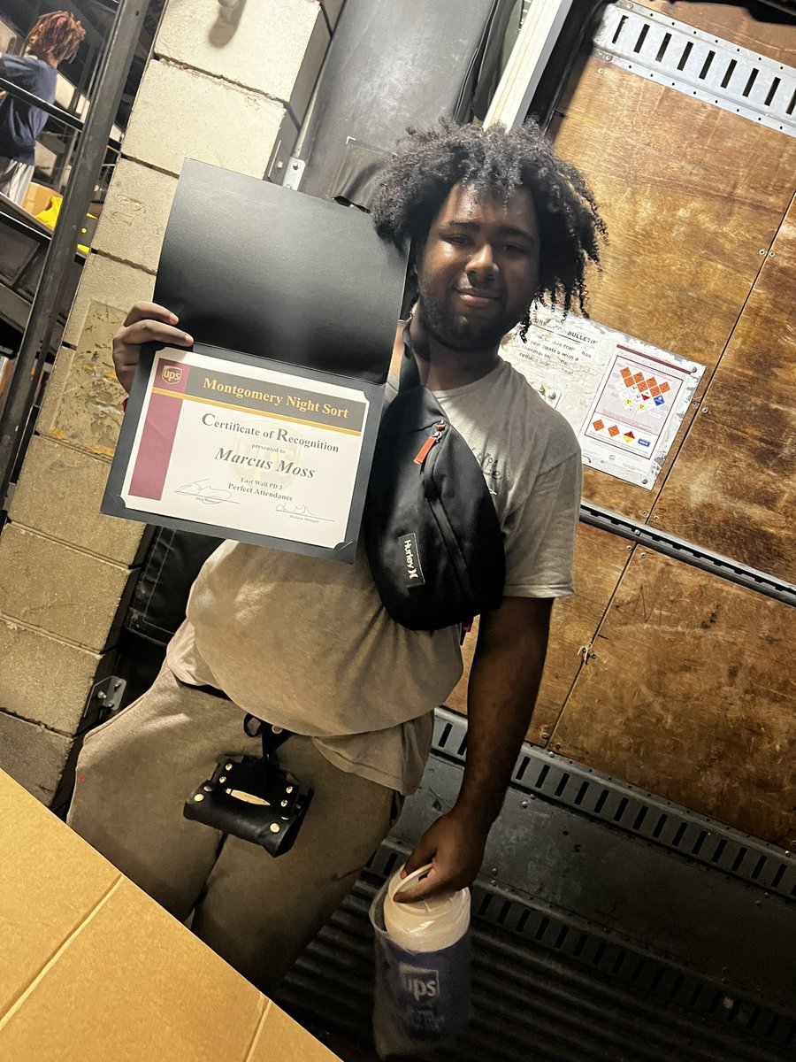 HubAlabama's tweet image. Say congrats to these 4 for having perfect attendance their first 30 days! We love to see the dedication! #ups