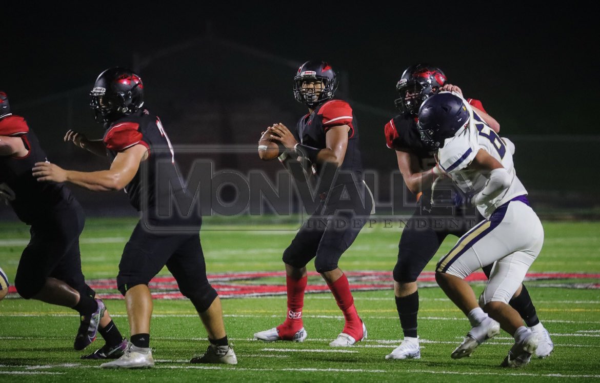 Great team win last night over Shady Side Academy 42-21‼️
7/12 227 yds 4 passing tds 1 rushing
hudl.com/v/2JCU80
<a href="/210ths/">2Tenths Speed & Agility</a> <a href="/CoachStalker/">Lee Stalker</a> <a href="/Coach_DGibson/">Deonté Gibson</a> <a href="/CoachRenoYale/">Tony Reno</a> @CoachHarrellWVU <a href="/Coach_Collett/">Jeffrey Collett</a> <a href="/EdOBrienCFB/">EdOBrienCFB</a> <a href="/Coach_Armstrong/">Jack Armstrong</a> <a href="/Coach_Borden/">ED BORDEN</a> <a href="/Coach_MikeKash/">Mike Kashurba</a> <a href="/Coach_Hewitt86/">Matt Hewitt</a>