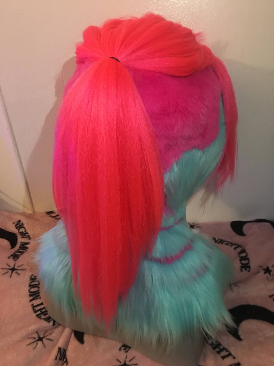 SandcatCustoms's tweet photo. So, the frog-monster creation was finished a few weeks ago and I got an update; she got a lovely haircut by @barkinneon and is going to be getting airbrushing as well! I love this so much; cutting hair is not my forte but I'm so glad another maker could add their own skills too! https://t.co/CfvZjPubqK