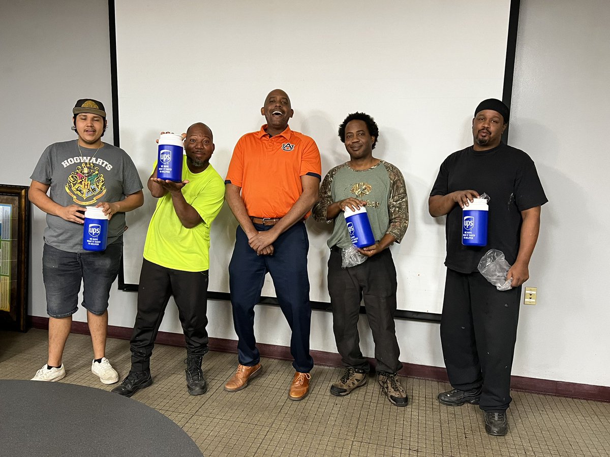 HubAlabama's tweet image. Say hello to the newest permanent UPS employees. Congrats on making seniority. It’s only up from here with an amazing company! #upsemployees #unitedparcelservice #montgomeryal