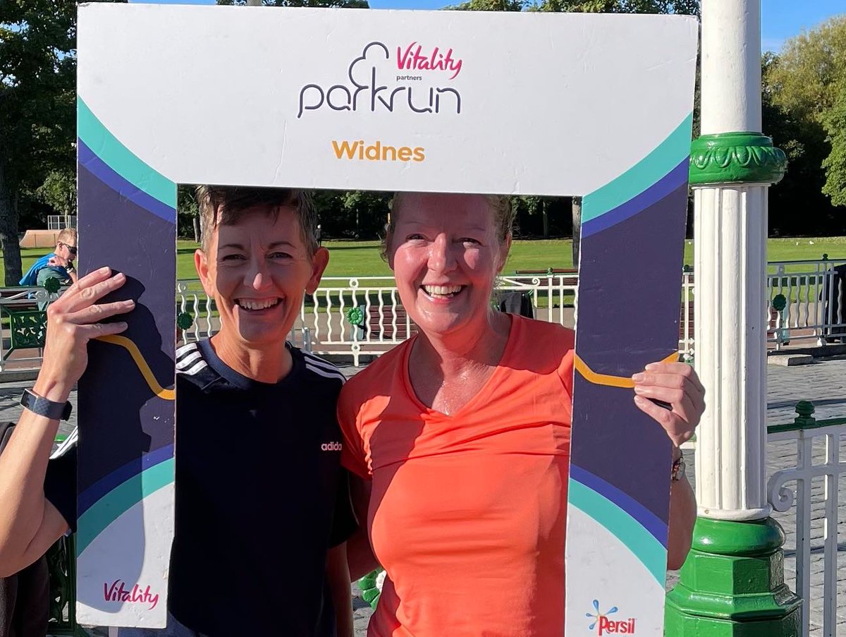 em_powell1's tweet photo. Best way to start a Saturday morning! A run out at #parkrun #widnes @SportsDevSTH 

And we both nailed a park run PB 🏃🏼‍♀️⭐️ https://t.co/ZkHzn1d96w