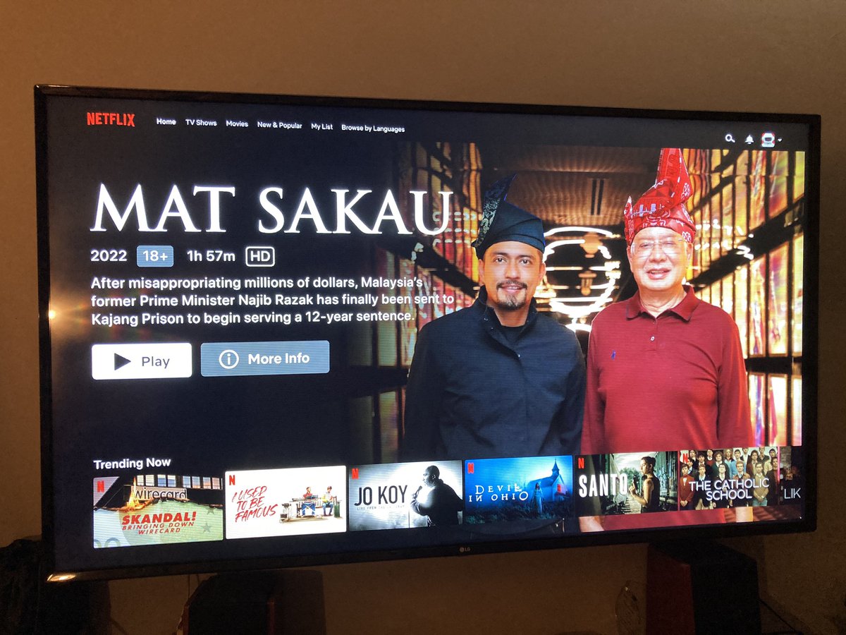 AnwarWajah's tweet photo. @NetflixMY dasyat !

@NajibRazak https://t.co/cky1ZBYoTX