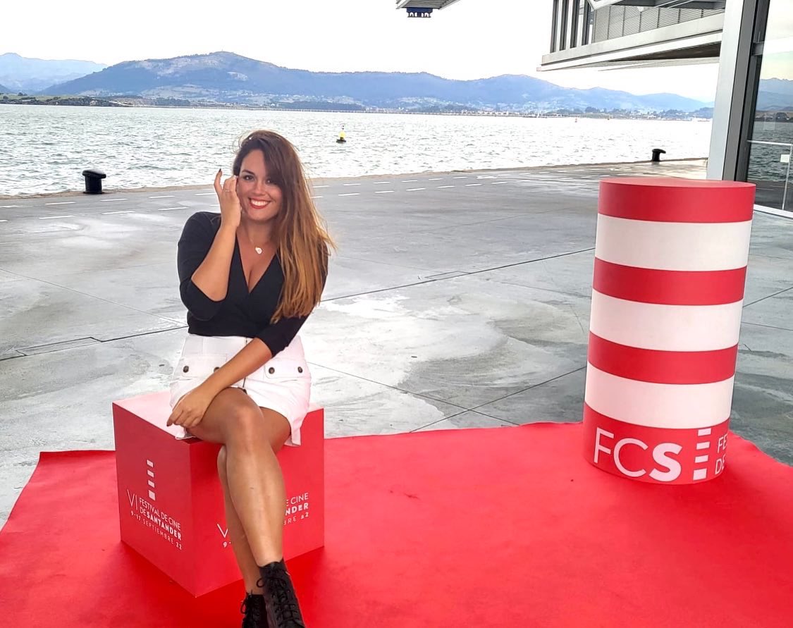 MikelNavarroAye's tweet photo. Ha sido un placer asistir a la clausura del Festival de cine de Santander y saludar a @Norihouse , Antonio Resines y Álvaro Longoria. Magnífica organización de @fcinesantander https://t.co/UkcFgiUWwp
