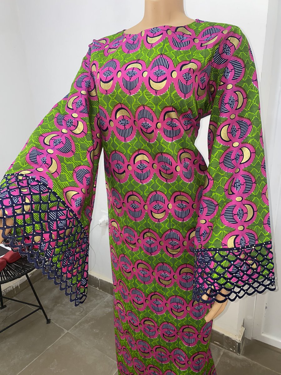 Innas_Ng's tweet photo. Bespoke kaftan 
N15,000 (with your ankara fabric) https://t.co/6q5AIGatQC