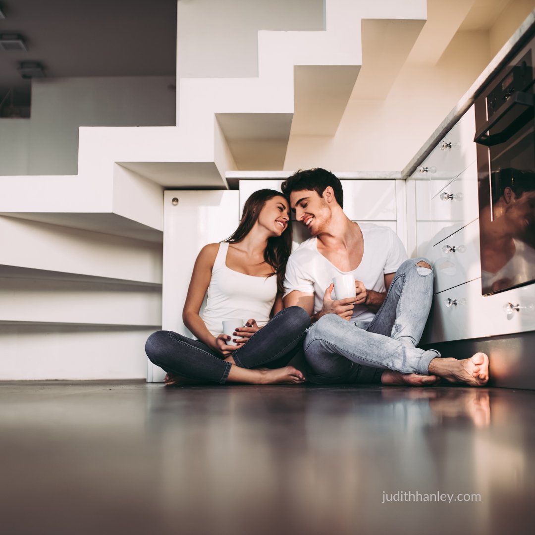 jhinspired's tweet photo. Helping your child buy their first home. ✅

https://t.co/KO7a7Kpx62

#realestate #realestateagent #realtor #lifestyle https://t.co/culY7WJkEr