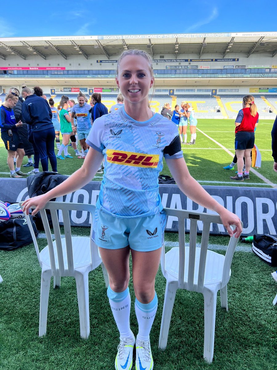 LucyHoad's tweet photo. 🏉 Journey begins… 
Debut made at Worcester Warriors and couldn’t have been a better day for it. Enjoyed every minute of my first game day #COYQ https://t.co/QVMY2v9BUs