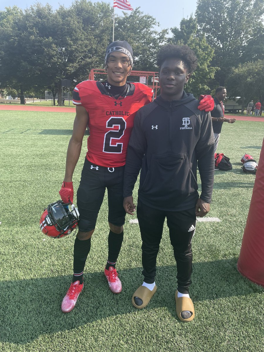 Blessed to receive an offer from <a href="/CatholicU_FB/">𝘾𝘼𝙏𝙃𝙊𝙇𝙄𝘾 𝙐 𝙁𝙊𝙊𝙏𝘽𝘼𝙇𝙇</a>!! Thanks for having me today! <a href="/CoachJRut/">Jonathan Rutledge</a> <a href="/CoachMikeGut/">Mike Gutelius '92</a> <a href="/CoachJJules/">𝕁. 𝕁 𝕦 𝕝 𝕖 𝕤 🏈</a>