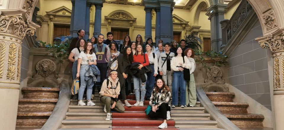 RenaudWeisse's tweet photo. Découverte du patrimoine de la #Neustadt, récital surprise avec #CelineMellon &amp; #MarcelLoeffler et temps convivial pr 60 jeunes usagers du @pass_Culture accueillis pr 1 visite-privilège du palais du Rhin organisée par la #DRAC @Prefet67 à l’occasion des @JEP. Objectif 💯% #EAC 🤩 https://t.co/YkZJ9M18Ph