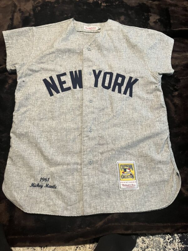 mickey mantle jersey