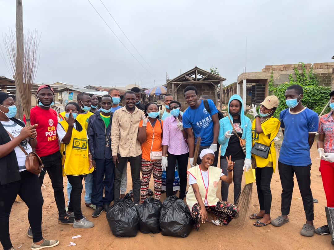 Rotaract9125NG's tweet photo. Rotaract Zone L @raczonel in synergy with the District carried out the ONE ZONE ONE MARKET CLEAN UP PROJECT.
They cleaned from Oja'ba market down to Shaha market, in Osogbo Osun State.

#ImagineRotary
#RotaractD9125
#RotaractZoneL
#WorldCleanupDay 
#OneZoneOneMarketCleanUpProject https://t.co/0SwbnvypRY