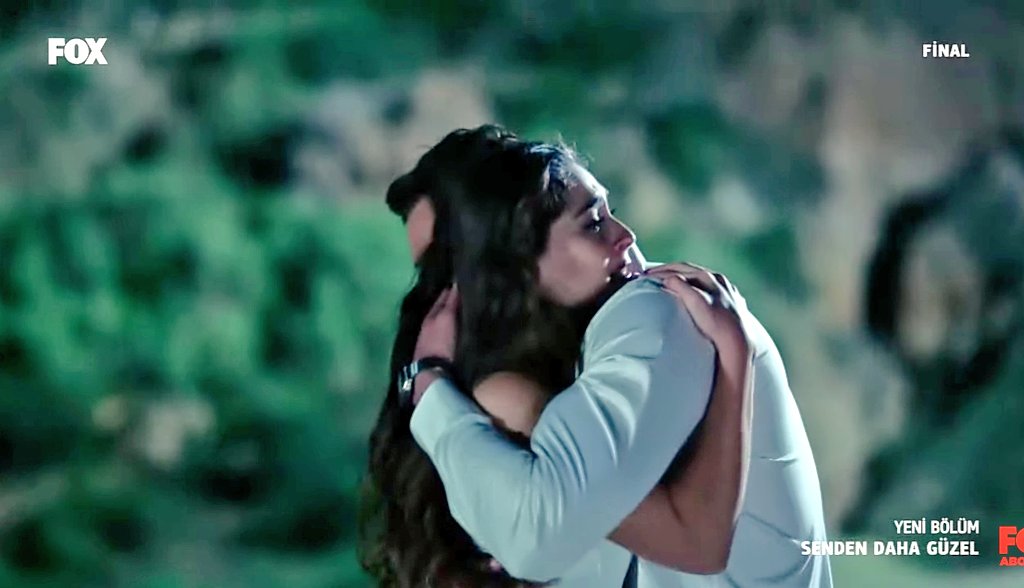 Emir: "Benim karım olur musun?. Benimle evlenir misin?"
Efsun: "Evlenirim!!"

Çok güzelsiniz EfMir'im... 💓

#EfMir #SendenDahaGüzel