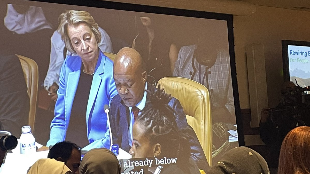 MorrellAshleigh's tweet photo. Very exciting to see Zambia’s Minister of Education talk about Catch Up, Zambia’s Teaching at the Right Level program, at the #transformingeducationsummit today! https://t.co/QNcguRsCIg