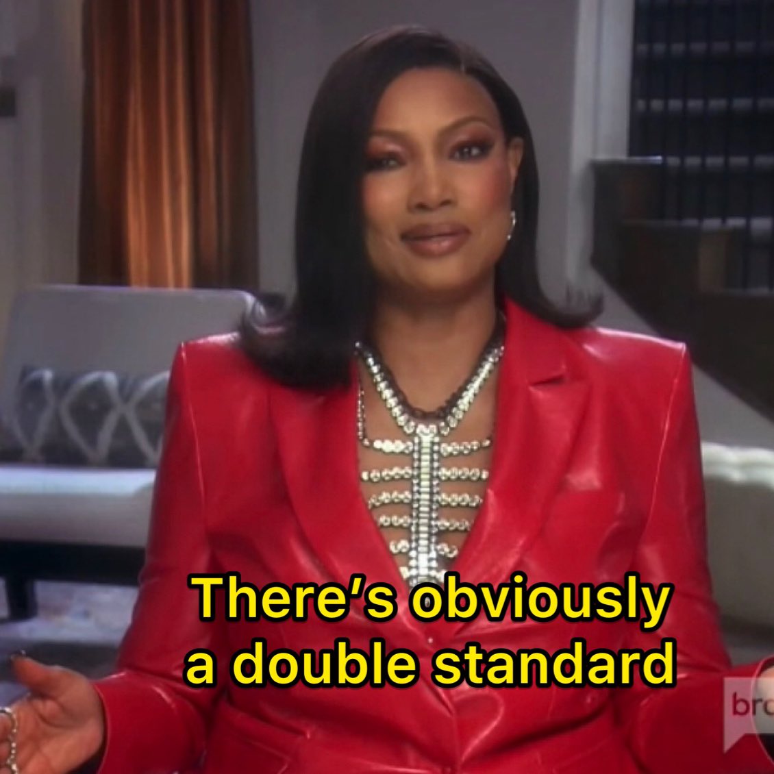 queensofbravo's tweet photo. Garcelle &amp; Crystal catching on to the double standards of the FF5 was music to our ears #RHOBH https://t.co/oIG0ribjd0
