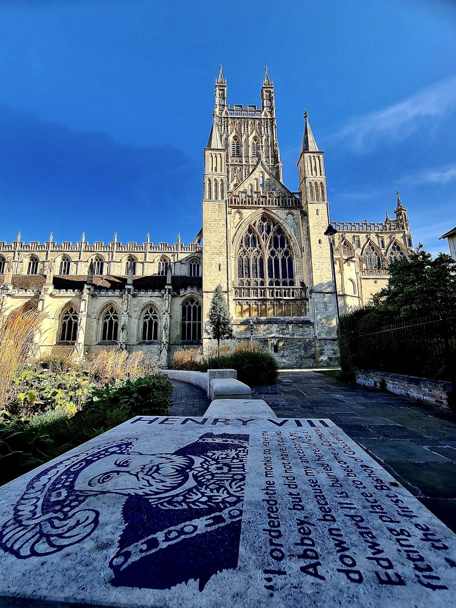 Gloster_Gal's tweet photo. #gloucester #gloucestercathedral #bulllane #greyfriars @GlosCathedral @GloucesterBID @GloucesterHODs @NettlGlosChelt @ILoveGlosUK @RTGlos https://t.co/mPoQTPouck