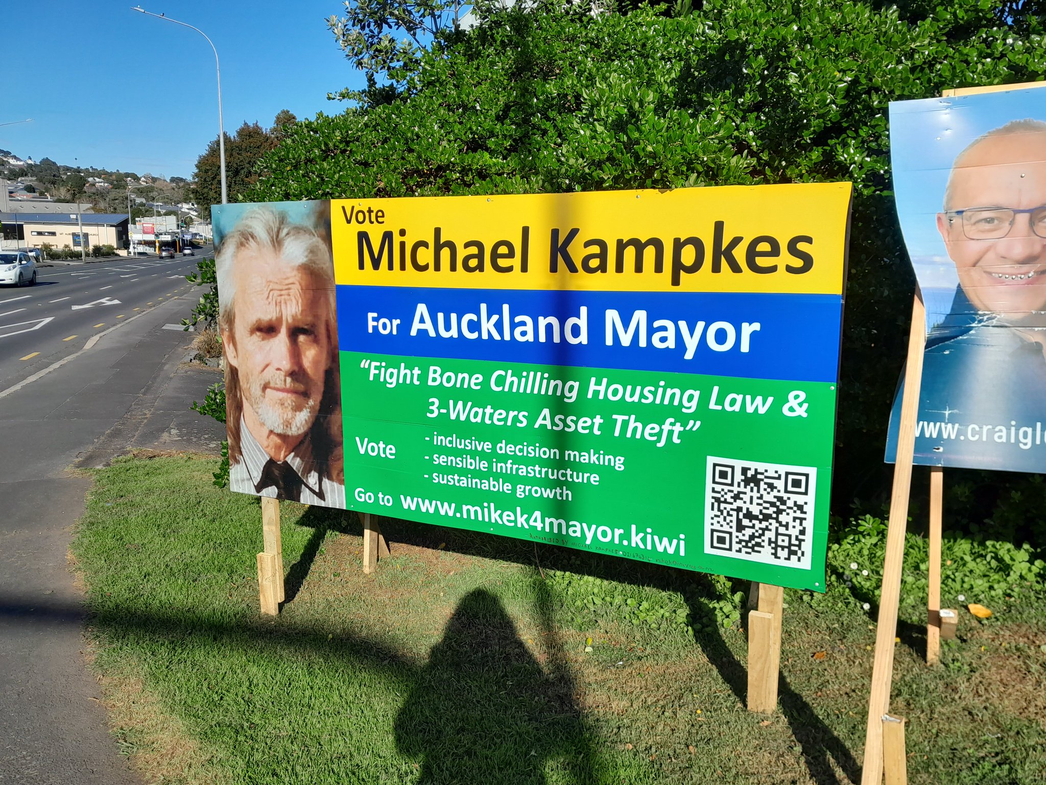 David Hoggard on Twitter to the final installment of the Hoarding Hunt, a Public