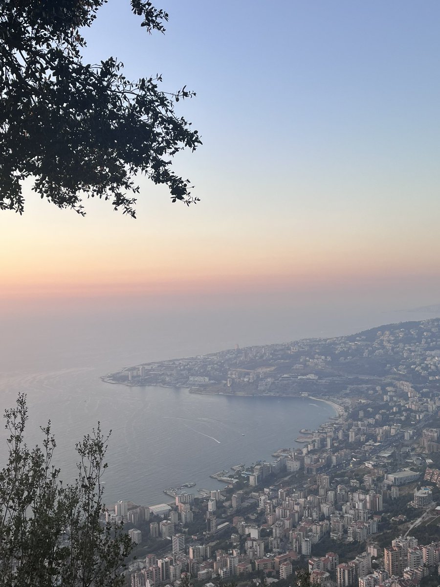ptfng's tweet photo. Beautiful sunset from Harissa Our Lady Of Lebanon 🇱🇧❤️🙏🏻 @KristiB68198164 @united #Lebanese #LadyOfLebanon #Harrisa https://t.co/lWQYCm3UBn