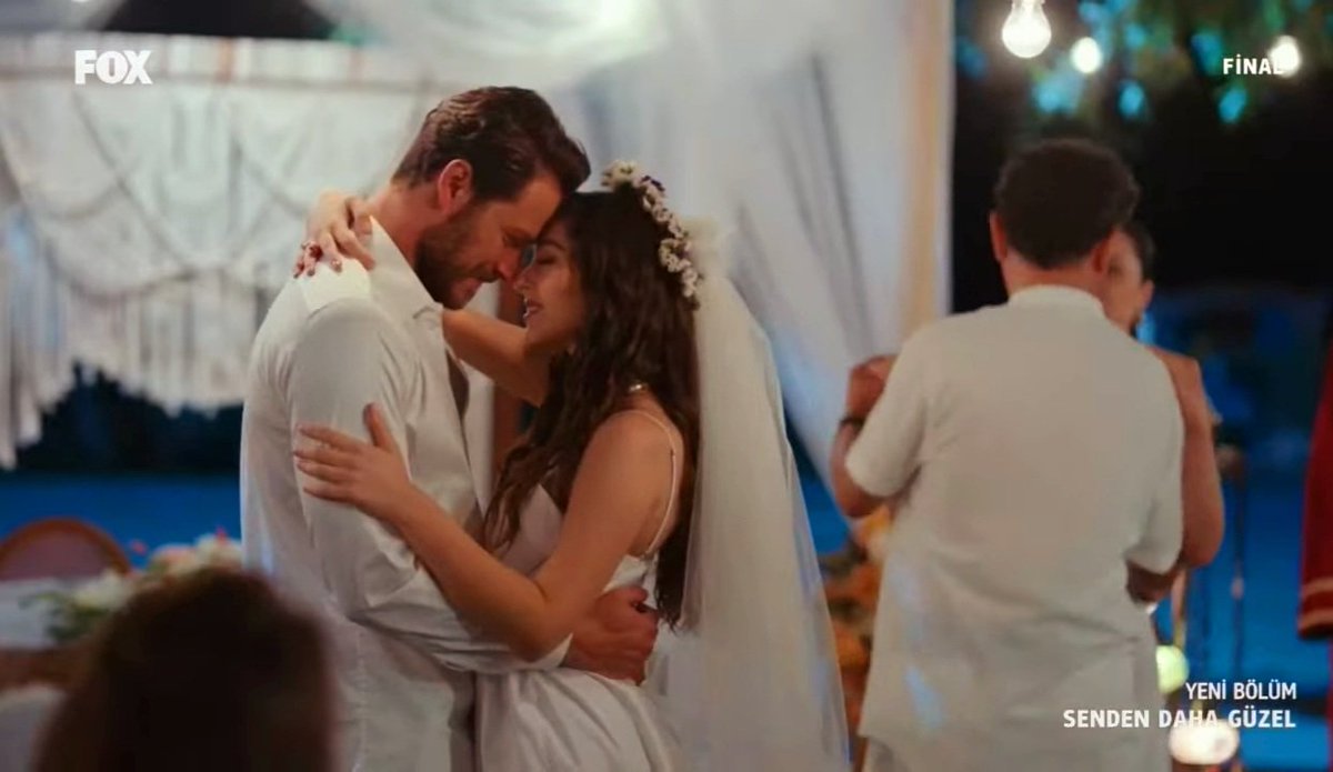 hannaaaah's tweet photo. ▪︎it was epic.💎💙🦋
#SendenDahaGüzel #EfMir 
#CemreBaysel #BurakCelik https://t.co/cCdlvh4C6N