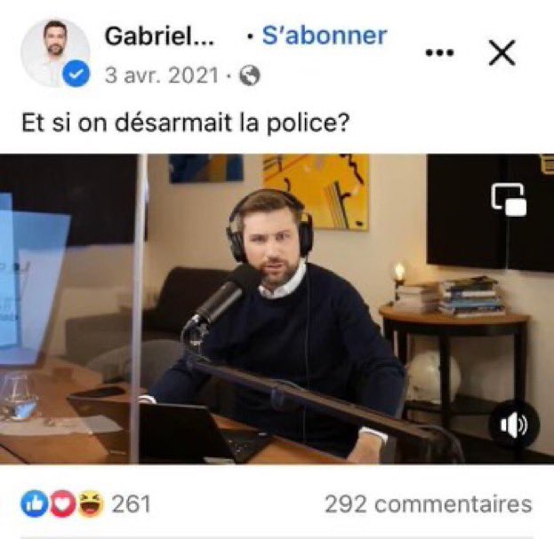 frankdedomiseur's tweet photo. Durant le débat. 
Duhaime à GDN : c’est hypocrite de parler de sécurité quand on a voulu “defund the police”. 
GND : J’ai jamais dit ça ! https://t.co/PvtuyC2F4r